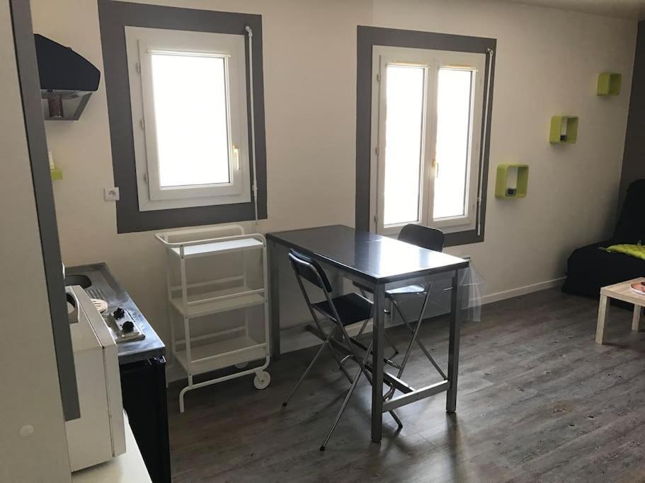 Studio Near Downtown And Old Port Ла-Рошель Экстерьер фото